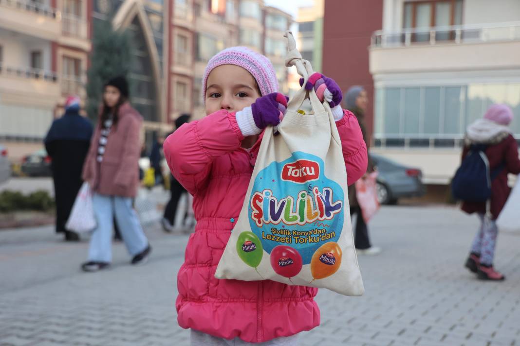 Konya'nın minikleri şivlilik coşkusuyla sokakları şenlendirdi 33